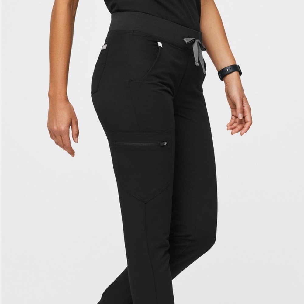 Figs jogger pants (new)